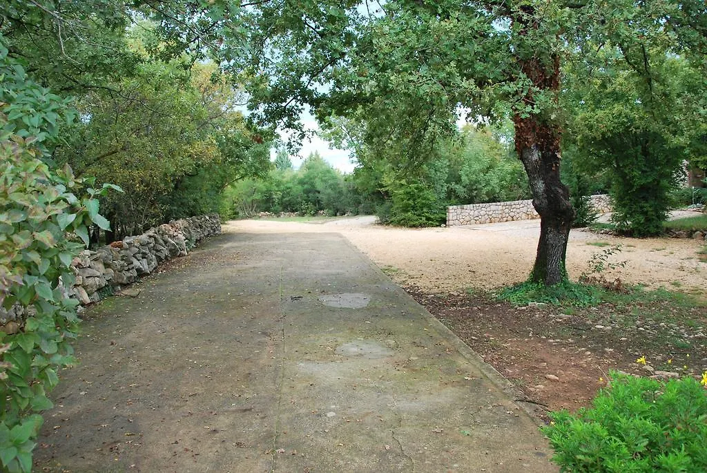 Apartments Barbara Skrbcici 0*, Pinezici (Krk) Croatia