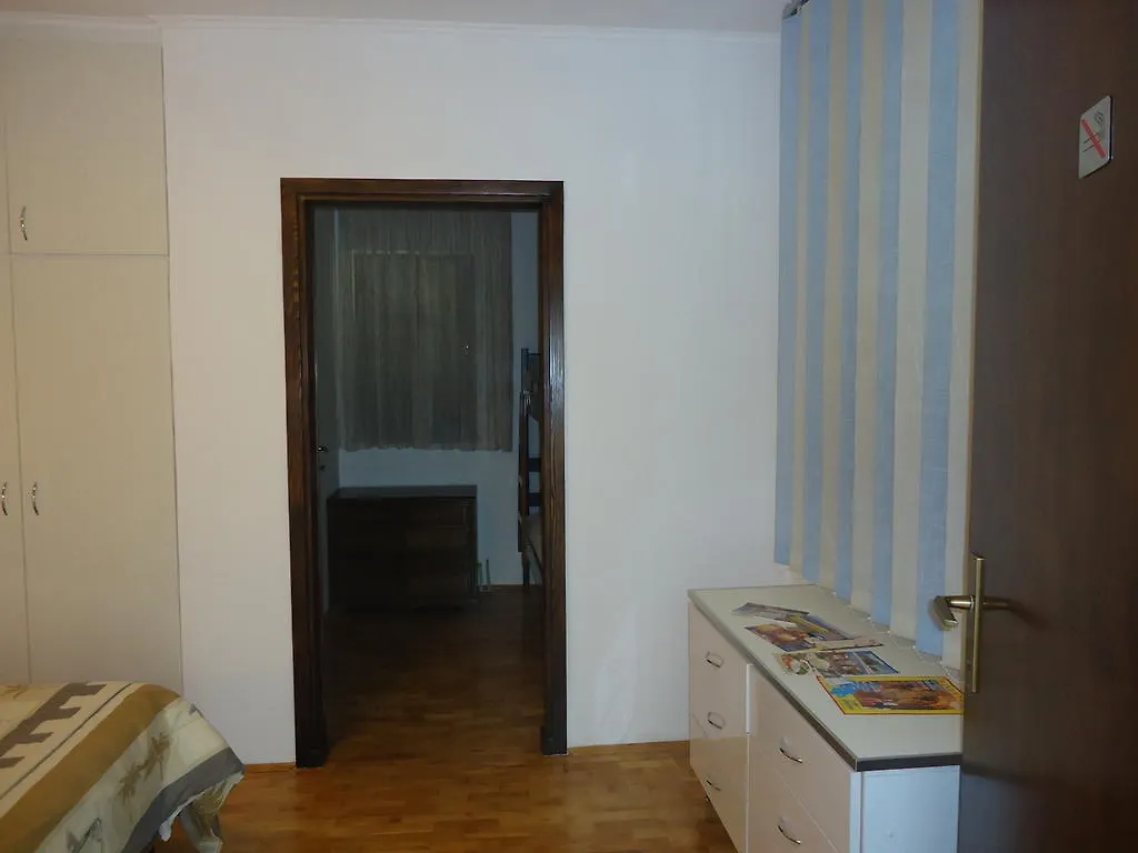 Apartments Barbara Skrbcici 0*, Pinezici (Krk) Croatia